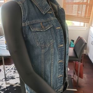 Fun short sleeve blue jeans jacket